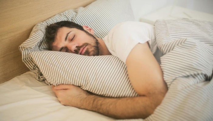 7 سے 8 گھنٹے کی نیند سے جسم پر کیا اثرات مرتب ہوتے ہیں؟