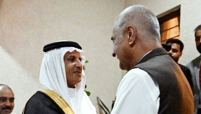 سعودی شوریٰ کونسل میں قائم سعودی پاک فرینڈ شپ گروپ کا 3 رکنی وفد پاکستان پہنچ گیا
