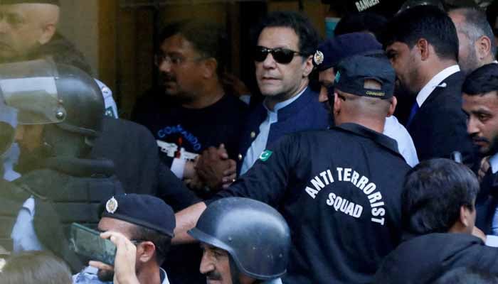 9 مئی: عمران خان کی 8 مقدمات میں ضمانت کی درخواستوں پر فیصلہ محفوظ