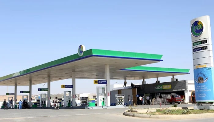 تیل کمپنیز نے یومیہ فروخت سے زائد پیٹرول دینے پر پابندی لگا دی