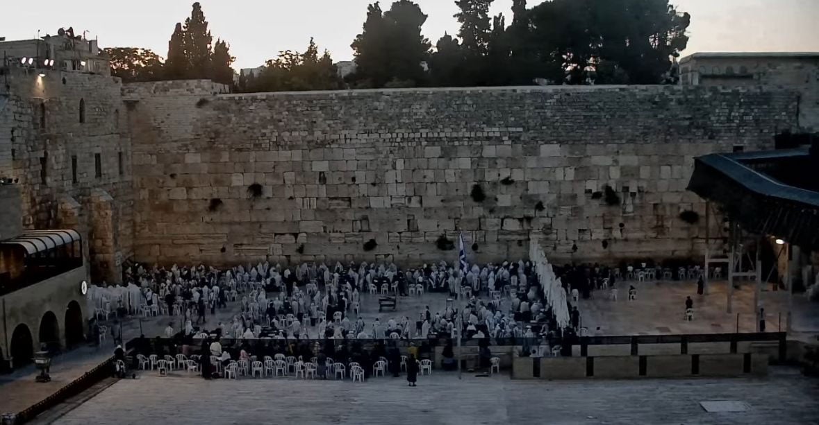بیت المقدس : مسلمانوں، مسیحیوں اور یہودیوں کے مقدس مقامات 12 دن بعد کھول دیے گئے