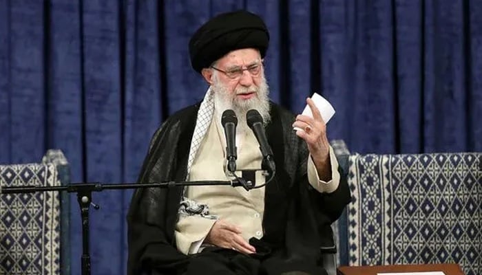 ایران کیخلاف اسرائیلی جنگ میں شامل ہوکر امریکا کو کوئی کامیابی نہیں ملی: خامنہ ای