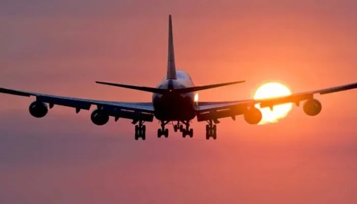 اسلام آباد سے دبئی کی پرواز طوفان باد و باراں کے باعث بھٹک کر بھارتی حدود میں داخل