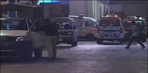 نوابشاہ: مبینہ پولیس مقابلہ ،2ڈاکو زخمی حالت میں گرفتار