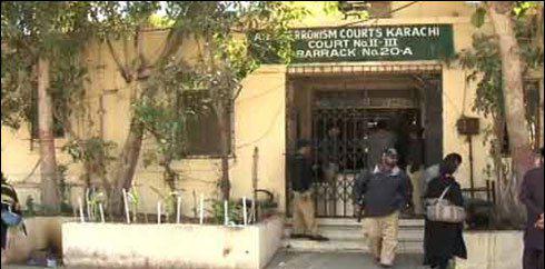  پاکستان بازار حملہ کیس، 5 پولیس اہلکاروں کے  وارنٹ جاری