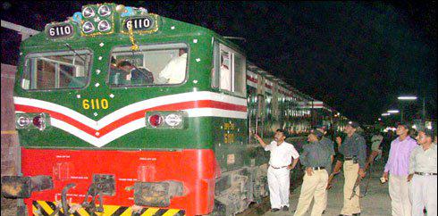 حکام کی یقین دہانی اسٹیشن ماسٹرز نے ہڑتال صبح 8بجے تک موخر کردی 