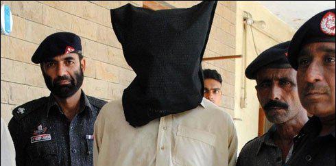  پشاور:دہشتگردگرفتار،سر کی قیمت پانچ لاکھ روپے مقرر تھی