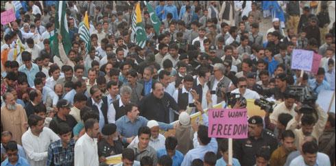 بھارت کا یوم جمہوریہ ؛مظفرآباد میں کشمیریوں کی احتجاجی ریلی 