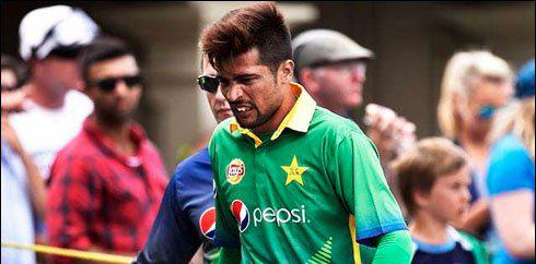 تماشائی کے محمد عامر کو ڈالر دکھانے کے بعد ایک اور تنازع