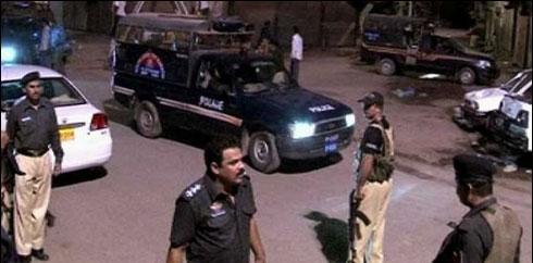 کراچی : پولیس کی کارروائیاں،گینگ وار کے متعدد اڈے مسمار