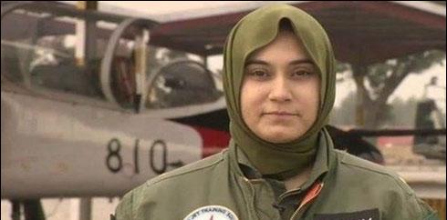 شہید فائٹر پائلٹ مریم مختار کیلئے تمغہ بسالت کا اعلان
