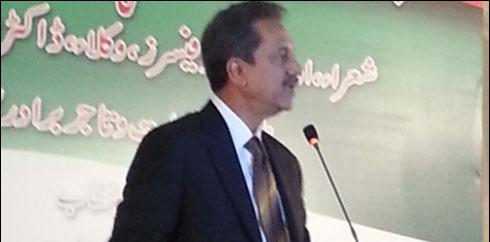 دھونس و دھمکی سے نہیں بات کام سے بنے گی ،وسیم اختر 
