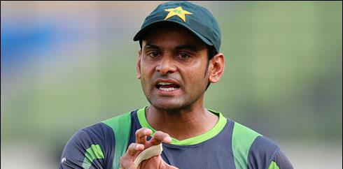  محمد حفیظ پاکستان سپر لیگ میں بولنگ نہیں کرسکیں گے