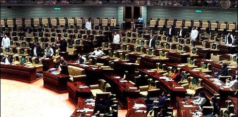 سندھ اسمبلی میں شور شرابا ، پی آئی اے ملازمین پر تشدد کیخلاف قرار داد