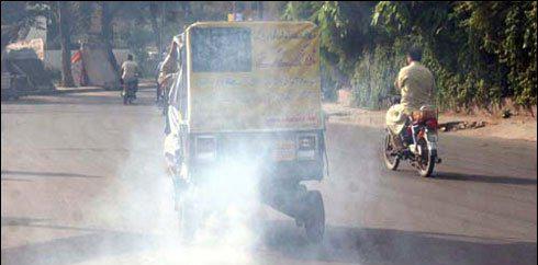 لاہور:دھواں چھوڑنے والےرکشوں کیخلاف درخواست کی سماعت 