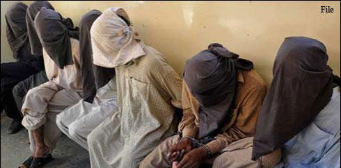 پشاور :9 افغانوں سمیت 37 مشتبہ افراد زیرحراست، اسلحہ برآمد