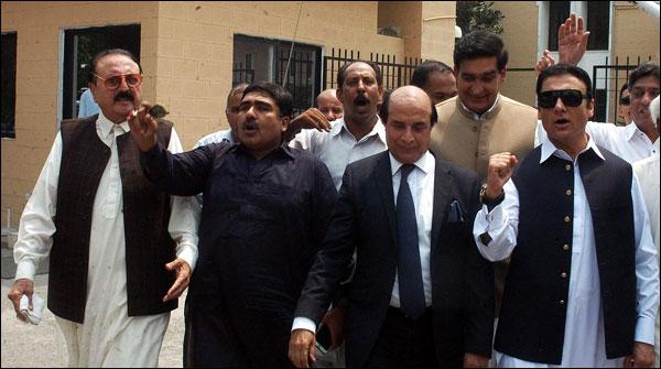 وزیر اعظم صادق و امین نہیں رہے، لطیف کھوسہ