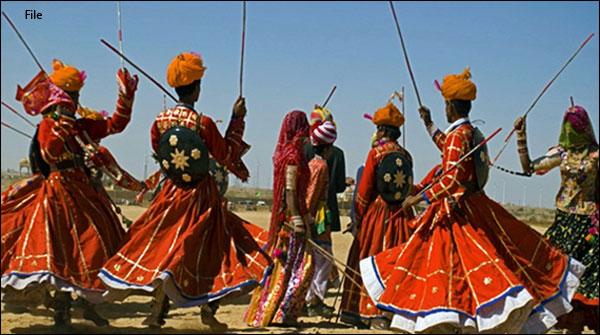 عید پر تھر کے صحرا میں بھی موسم خوشگوار