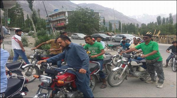 گلگت بلتستان میں پٹرول کی قلت کا ساتواں روز