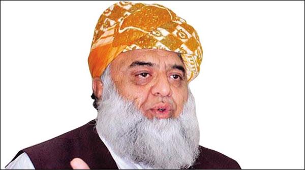 قوم مقبوضہ کشمیر میں بھارتی مظالم پر دکھی ہے، فضل الرحمان
