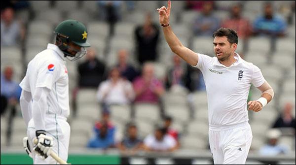 مانچسٹر ٹیسٹ:انگلینڈ نے پاکستان کو 330رنز سے شکست دیدی