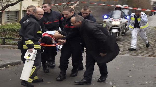 فرانس میں فائرنگ، دو مسلح افراد اور ایک یرغمالی ہلاک