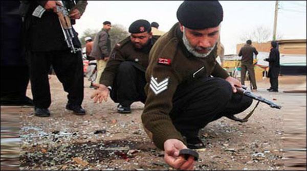 پشاور میں دھماکا، ٹریفک پولیس اہلکار سمیت 3افرادزخمی