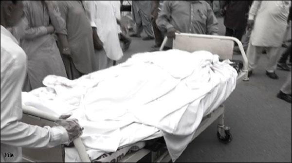 رابعہ ملنسار لڑکی تھی، کبھی گھر دیر سے آتے نہیں دیکھا، پڑوسی