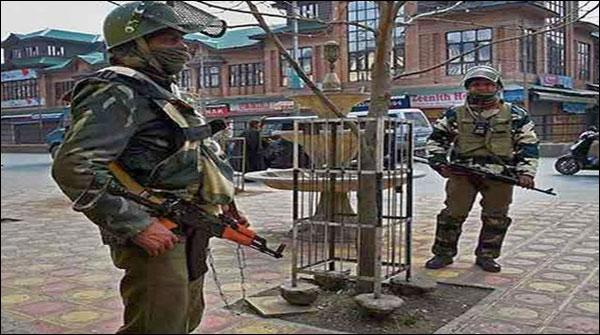 بھارتی فوج کے وحشیانہ مظالم جاری، مقبوضہ کشمیر میں کرفیو