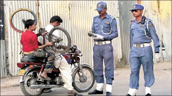 لاہور :ٹریفک قوانین کی خلاف ورزی پر اب معافی نہیں ملے گی