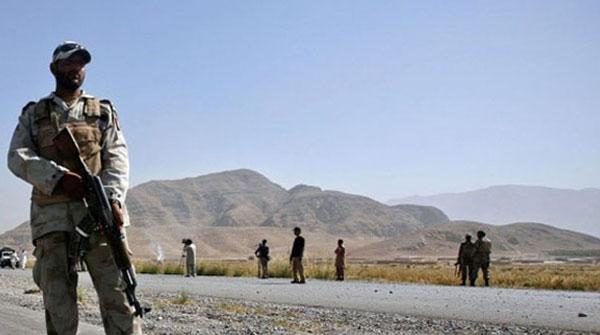 کوئٹہ :کومبنگ آپریشن، 13مشتبہ ملزمان گرفتار، اسلحہ برآمد