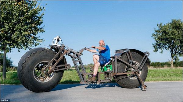 جرمن باشندے نے دنیا کی وزنی ترین سائیکل تیارکرلی
