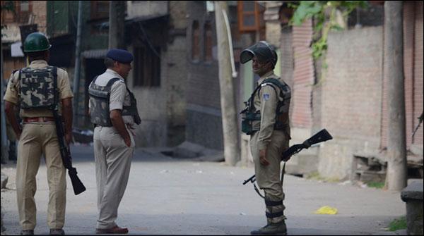 مقبوضہ کشمیر میں 58ویں روز بھی کشیدگی،کرفیو نافذ