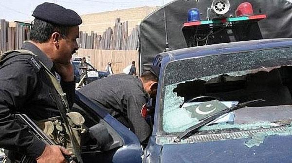پشاور: پولیس موبائل کے قریب دھماکا، اہلکار شہید