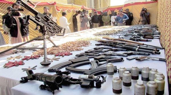 کراچی :اورنگی ٹاؤن سے بڑی تعداد میں اسلحہ برآمد