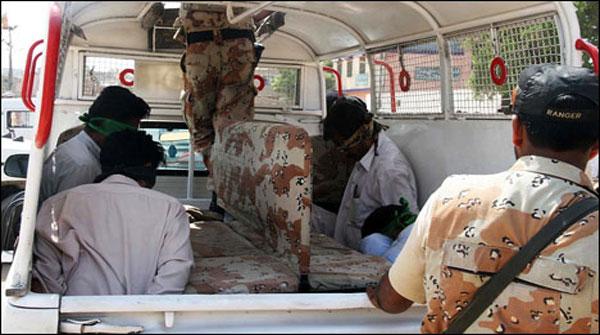 کراچی :رینجرز کی مختلف علاقوں میں کارروائی،8ملزمان گرفتار