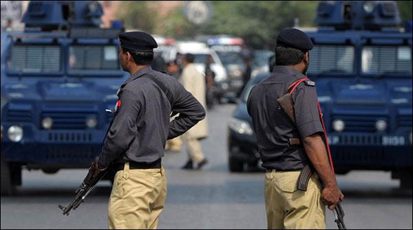 کراچی :مبینہ پولیس مقابلہ، 2 اغوا کار ہلاک، مغوی بازیاب