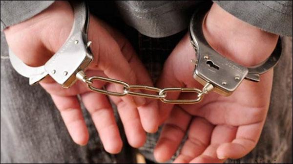 کراچی میں سیاسی جماعت کے 2 کارکن گرفتار