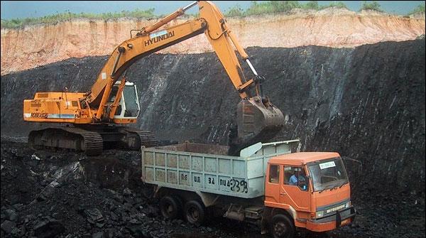 تھر میں کوئلہ نکالنے کیلئے تیزی سے کام جاری