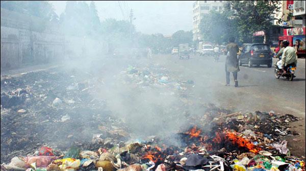 کراچی فضائی آلودگی کے بدترین شہروں میں شامل