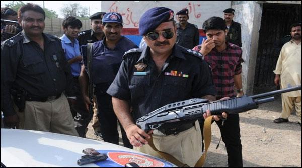 کراچی: مختلف کارروائیوں میں 6ملزمان گرفتار، اسلحے کا ذخیرہ برآمد