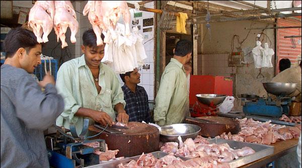 پشاور:مرغی کا گوشت 188روپے فی کلو ہوگیا