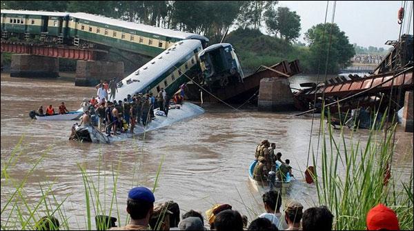 سعد رفیق کےدور میں ٹرین کے 14 سے زائد بڑے حادثات