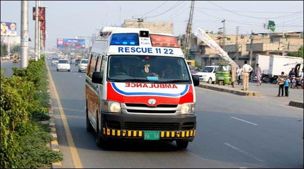 لاہور میں تیز آندھی، حادثات میں شخص جاں بحق اور 10زخمی