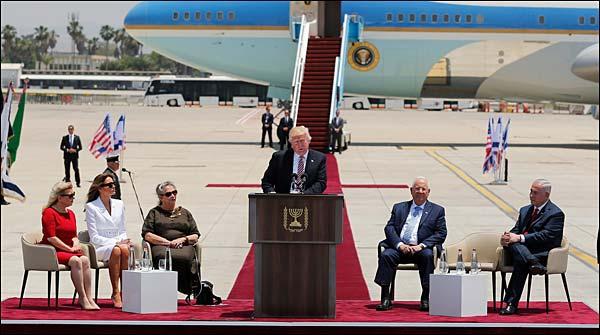 امریکی صدر سعودی عرب کے بعد اسرائیل پہنچ گئے