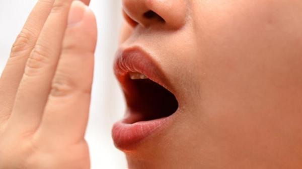 روزہ کی حالت میں منہ سے آنے والی بو سے نجات کا آسان حل
