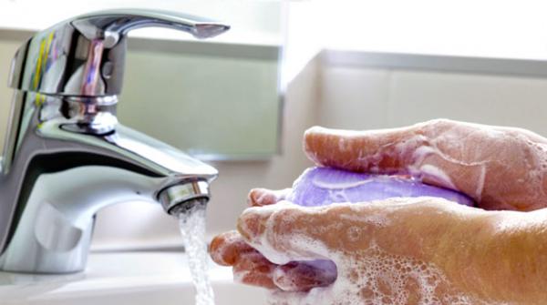 ہاتھ دھونے سے ذہن میں پرانے خیالات بھی مٹ جاتے ہیں