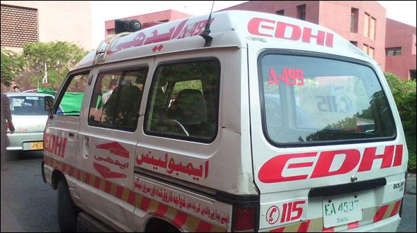 کراچی میں گاڑی پر فائرنگ ، 2 افراد زخمی