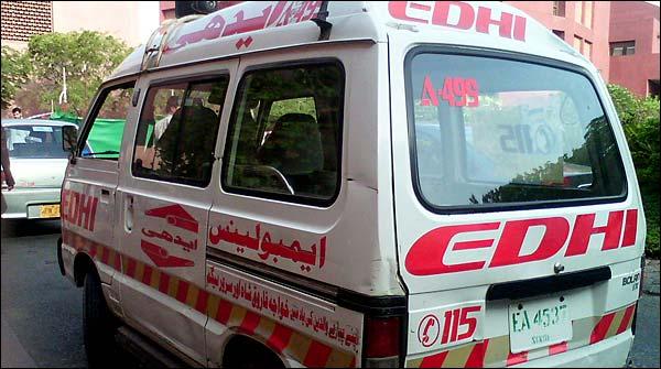 لاہور: دو بسوں کے درمیان تصادم، 15 مسافر زخمی