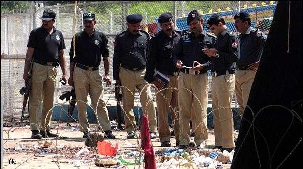 پشاور کے نواحی علاقے میں بم بنانے کی فیکٹری پکڑی گئی